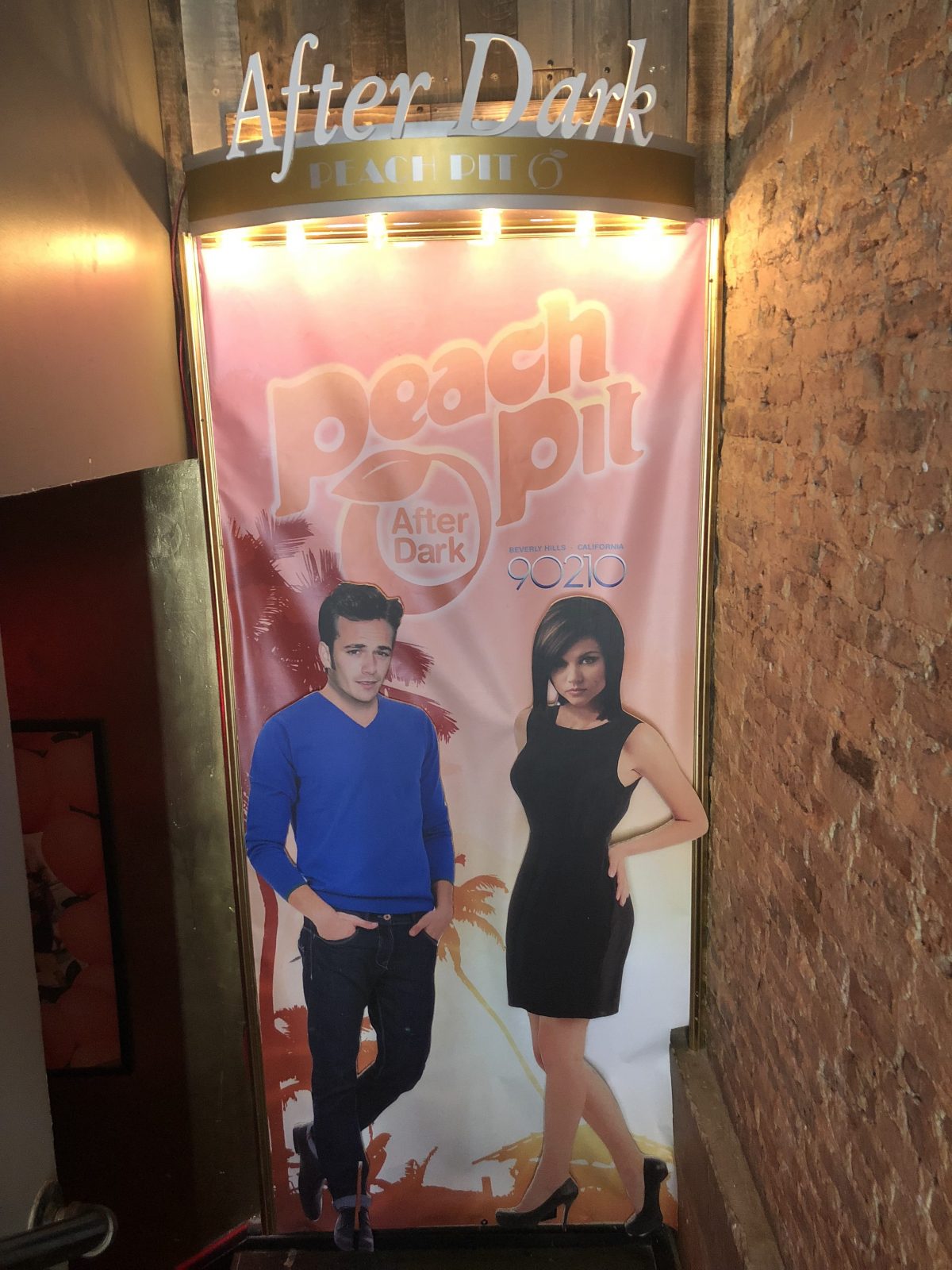 Pop Up Bar Called Peach Pit After Dark Opening In River North Block Club Chicago