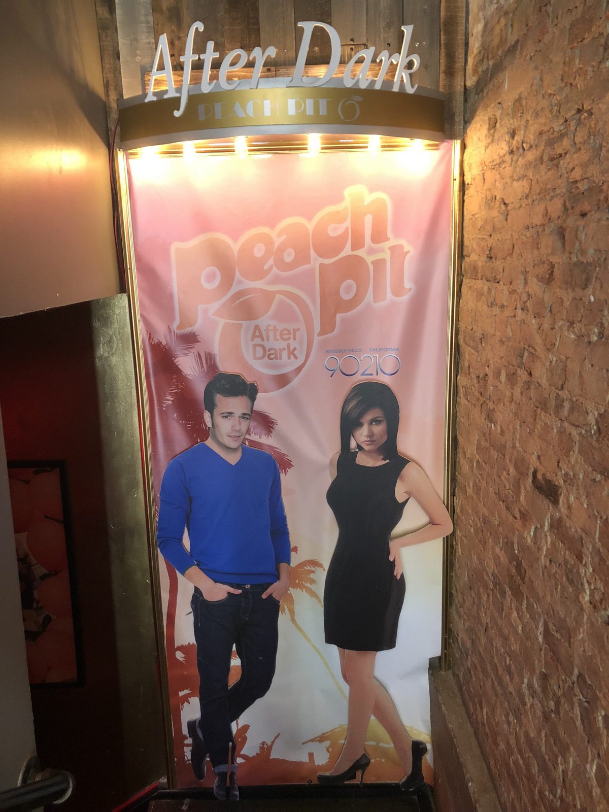 Pop Up Bar Called Peach Pit After Dark Opening In River North