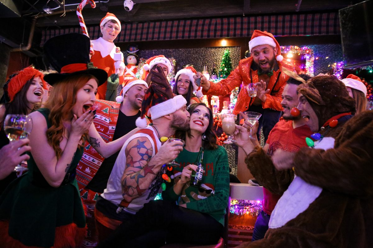 20 Christmas And Hanukkah PopUp Bars To Get You Ready For The Holidays