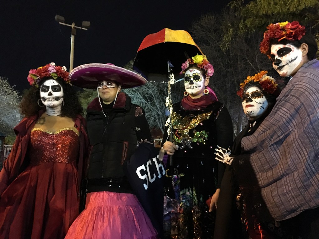 40th Annual Dia De Los Muertos Processional Returns To Pilsen Saturday