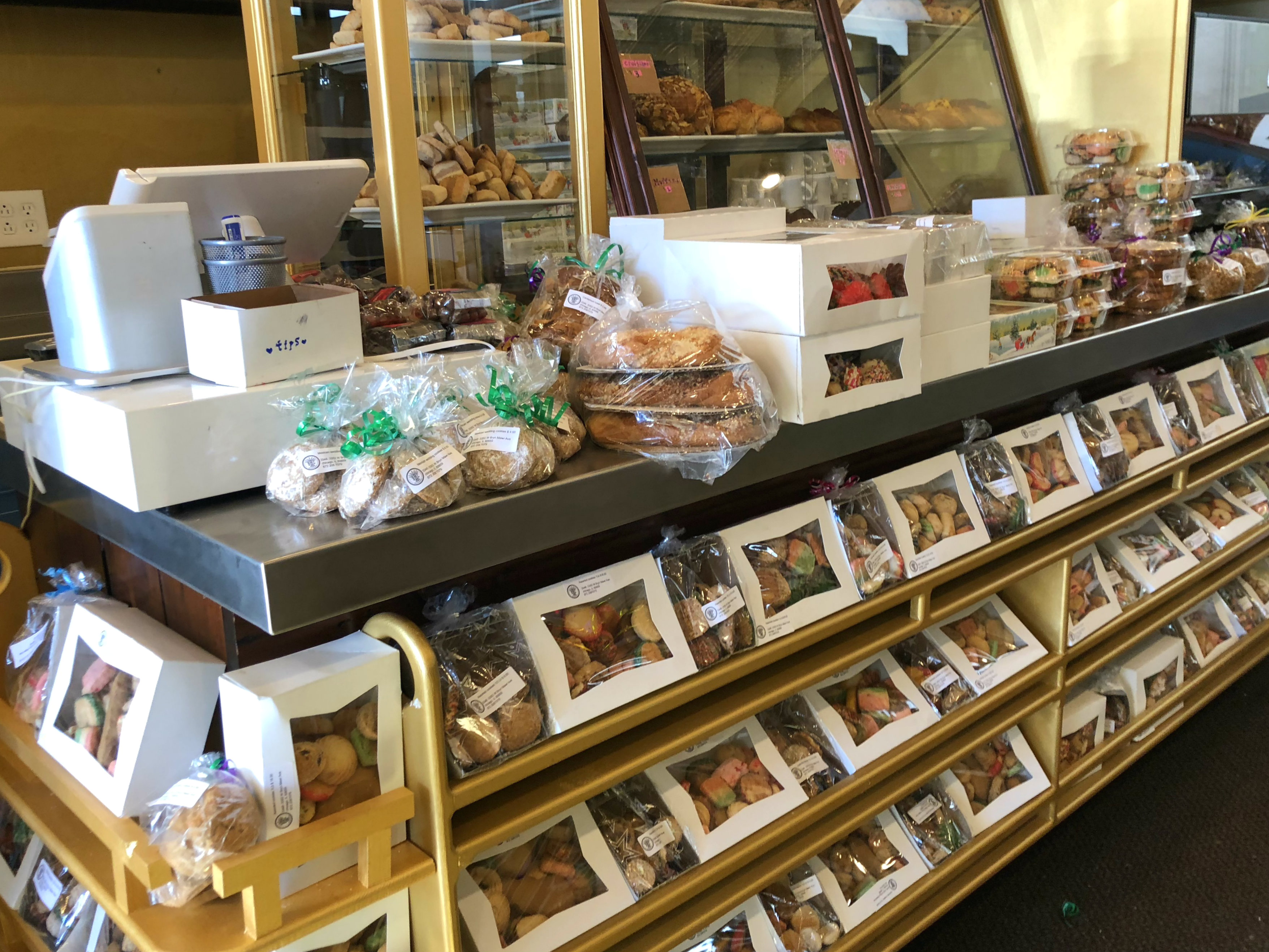 Shuttered Swedish Bakery's Traditions Are Back Thanks To Alfonso