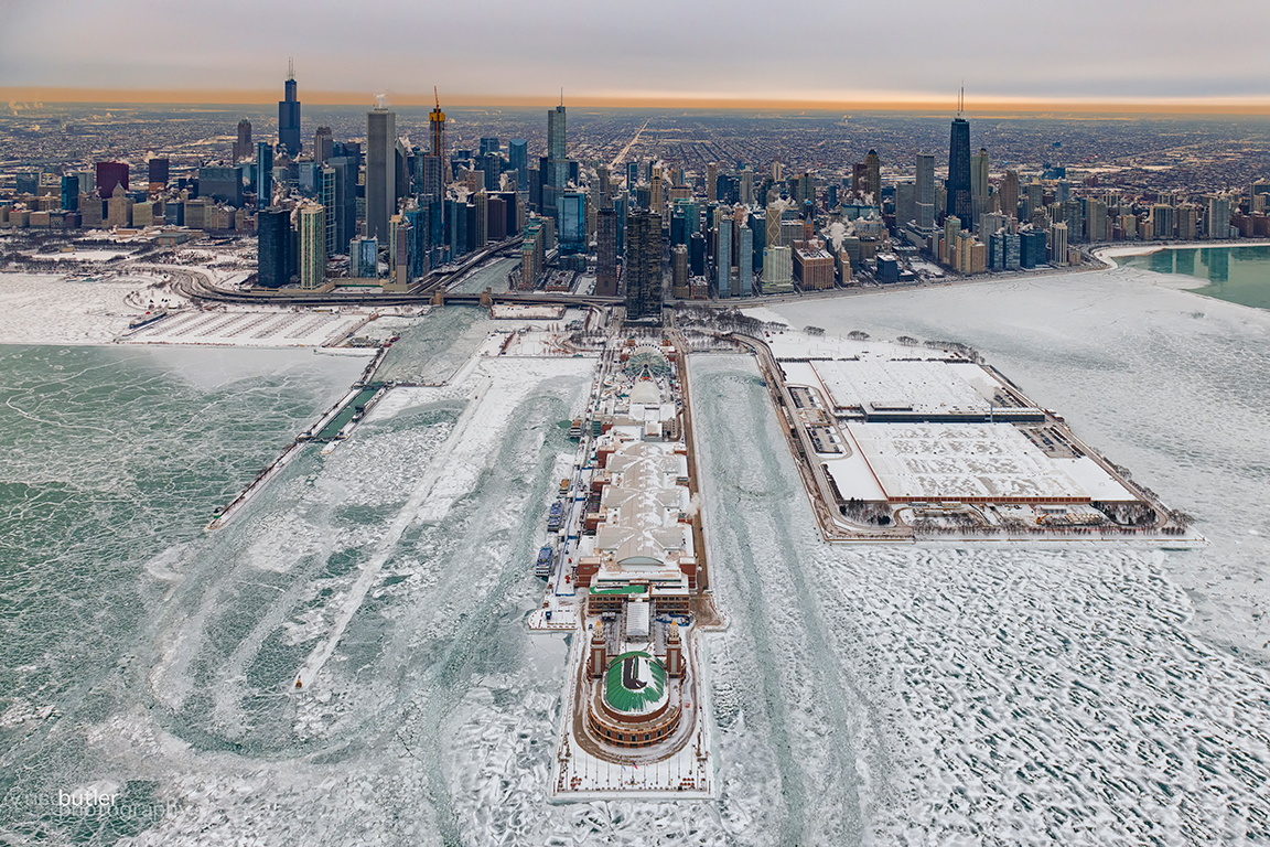 Meet The Man Who Braved Chicago's Polar Vortex To Share Photos Of Its