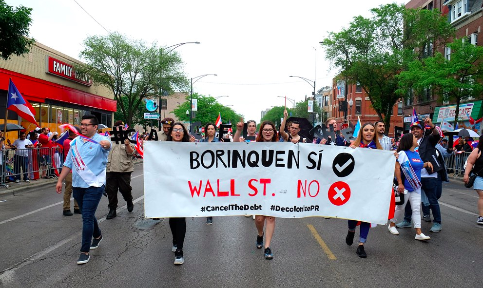 Despite The Rain Humboldt Park S 41st Puerto Rican Parade Draws Thousands Photos