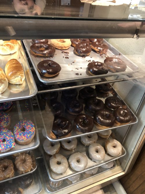 Bridgeport Bakery Is Open Again New Owner Brings Back Old Staff And