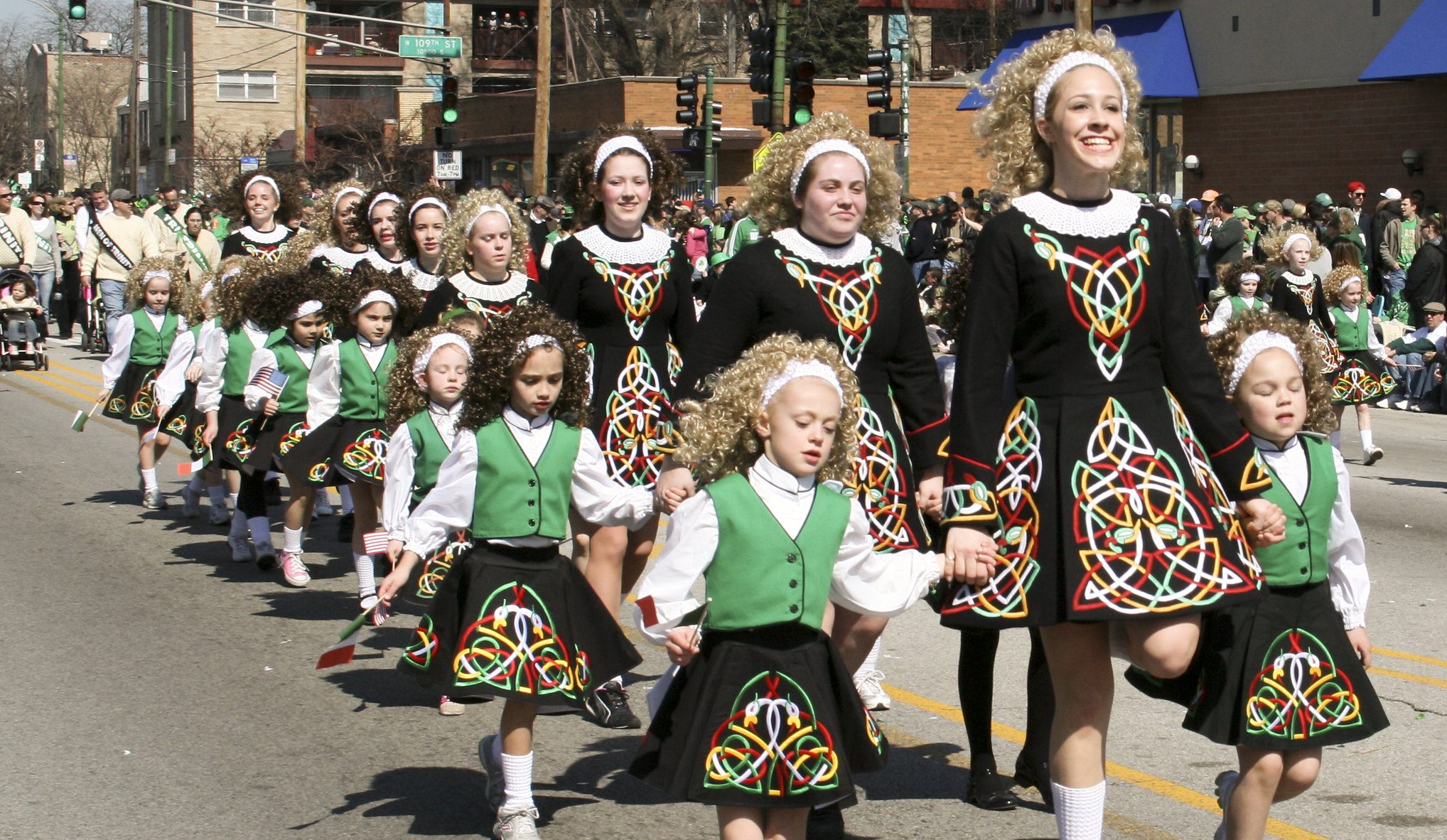 Photos: Chicago's St. Patrick's Day Parades over the years - Axios Chicago