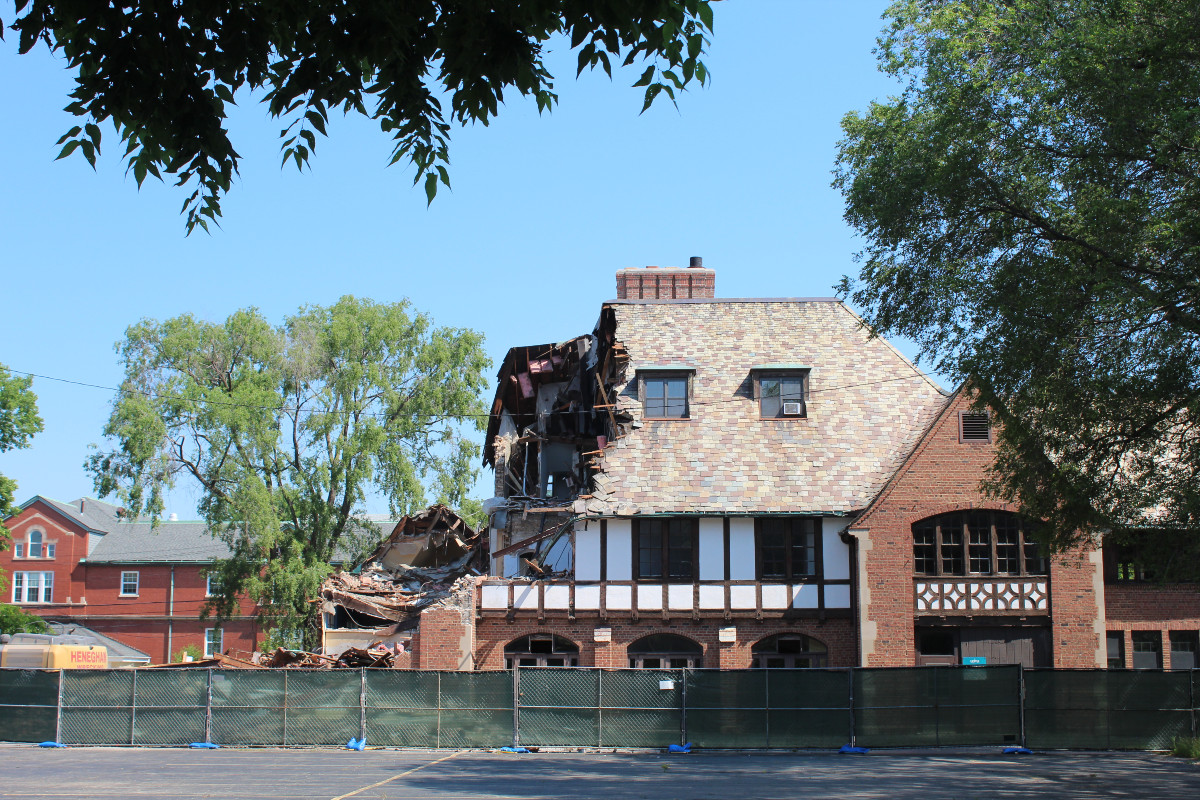 Frat House From Neighbors Listed for $1.5 Million