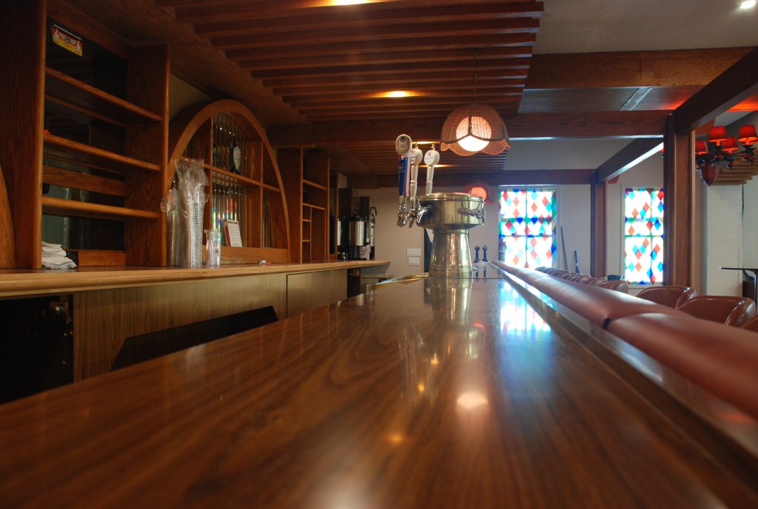 The Chicago Brauhaus Is Back Iconic German Bar Will Reopen Next Week