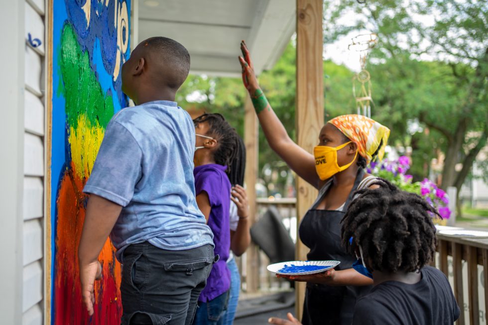 I Grow Chicago Creates Free Program To Help Englewood Students With Online Learning