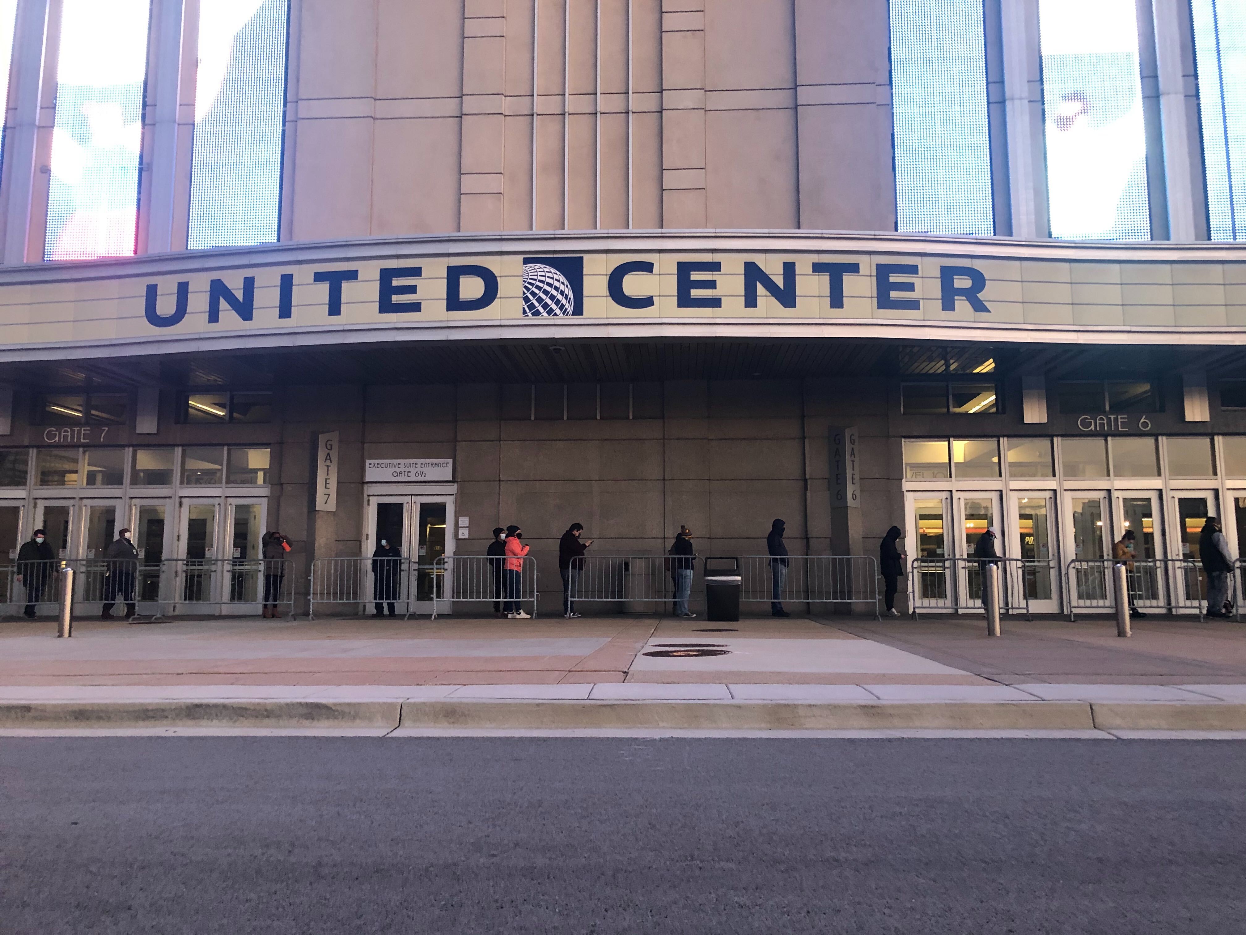 United Center Parking Lots To Be Used As Mass Vaccination Site As Early As March