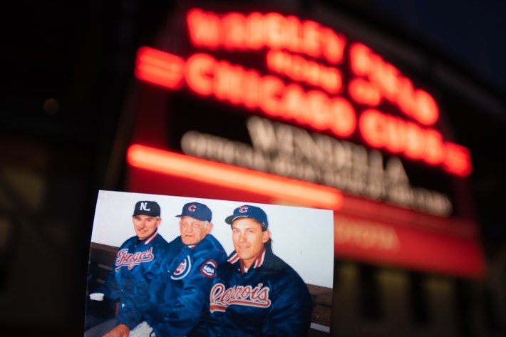 Wrigley Field beer vendors suffering through Chicago Cubs