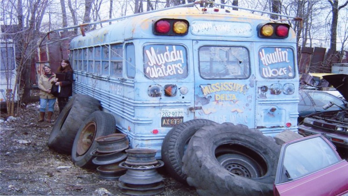 For Decades, The ‘Blues Bus’ Was A Musical Staple Of Maxwell Street. It