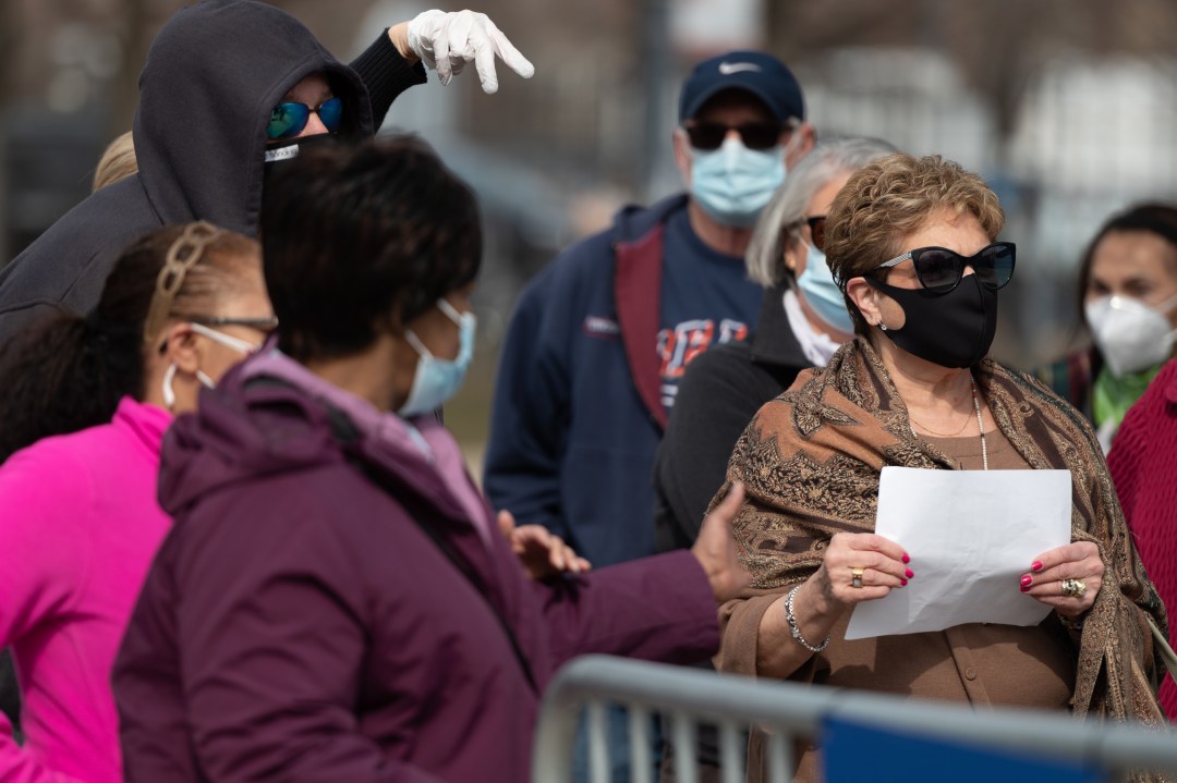 United Center Vaccine Slots Open For Residents In These South, West