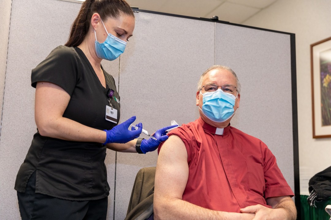 Chicago Seniors Should Book Vaccine Appointments Now — Or Risk A Longer