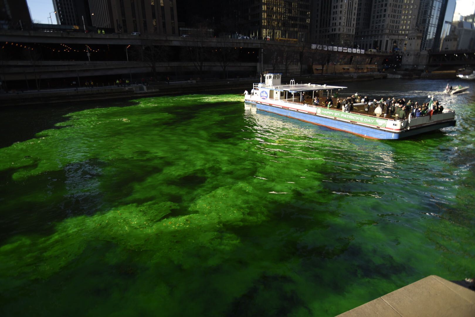 Chicago River dyed green for St. Patrick's Day in surprise move