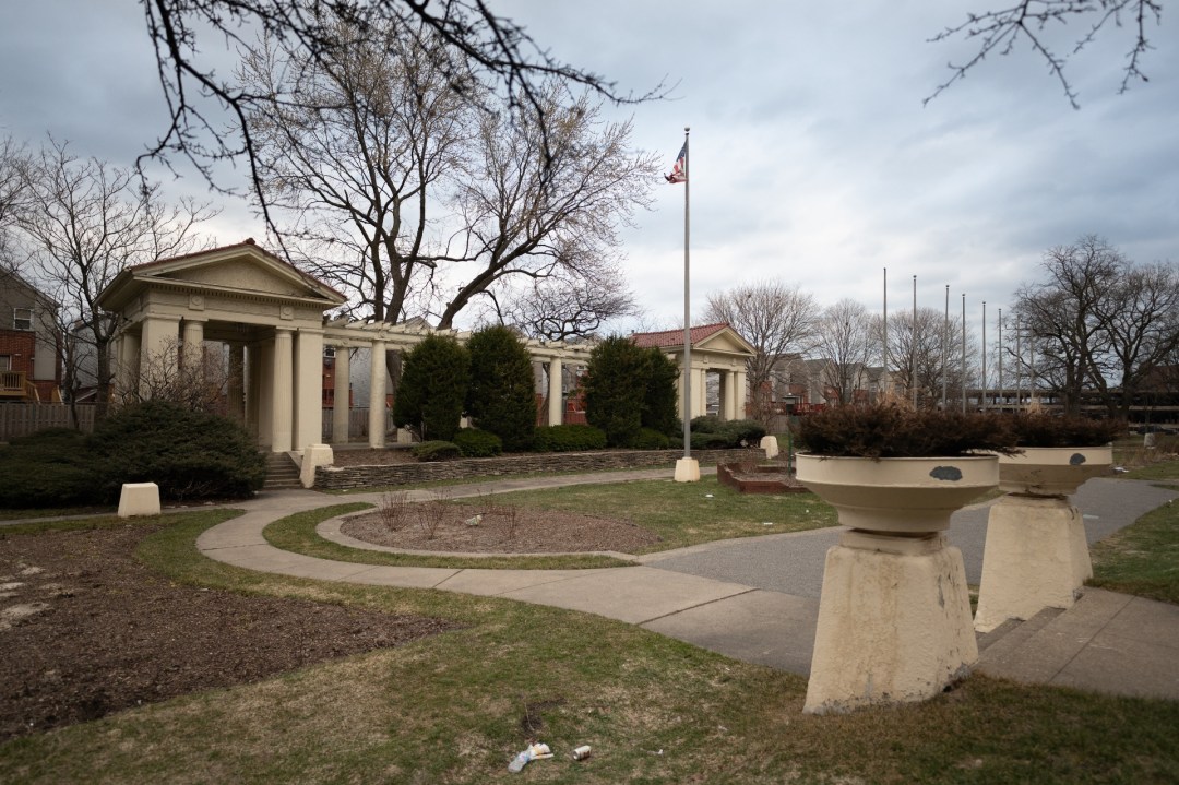 West Side Neighborhood Groups Plan To Restore Historic Sears Sunken Garden To Its Former Glory