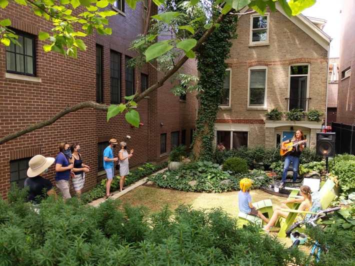 Volunteers Needed For 17th Annual Bucktown Garden Walk, Which Will