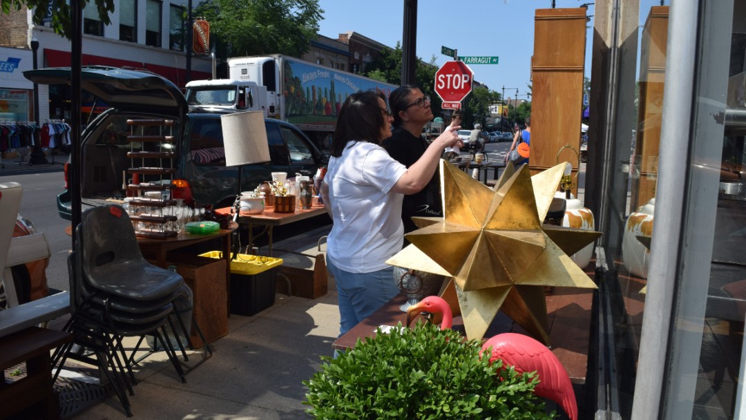 Andersonville Vintage Market To Debut Sunday, With 2 More Summer Dates