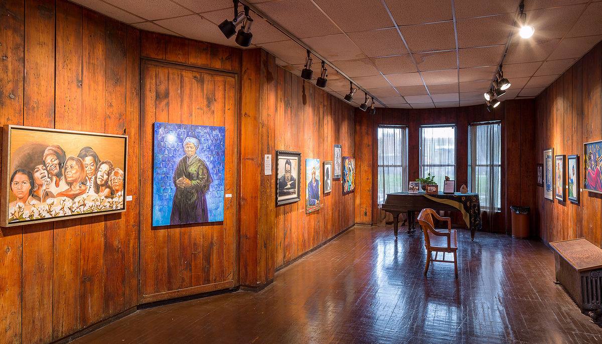 Bronzeville Art District Tour Returns This Week To Show Black Art Isn't