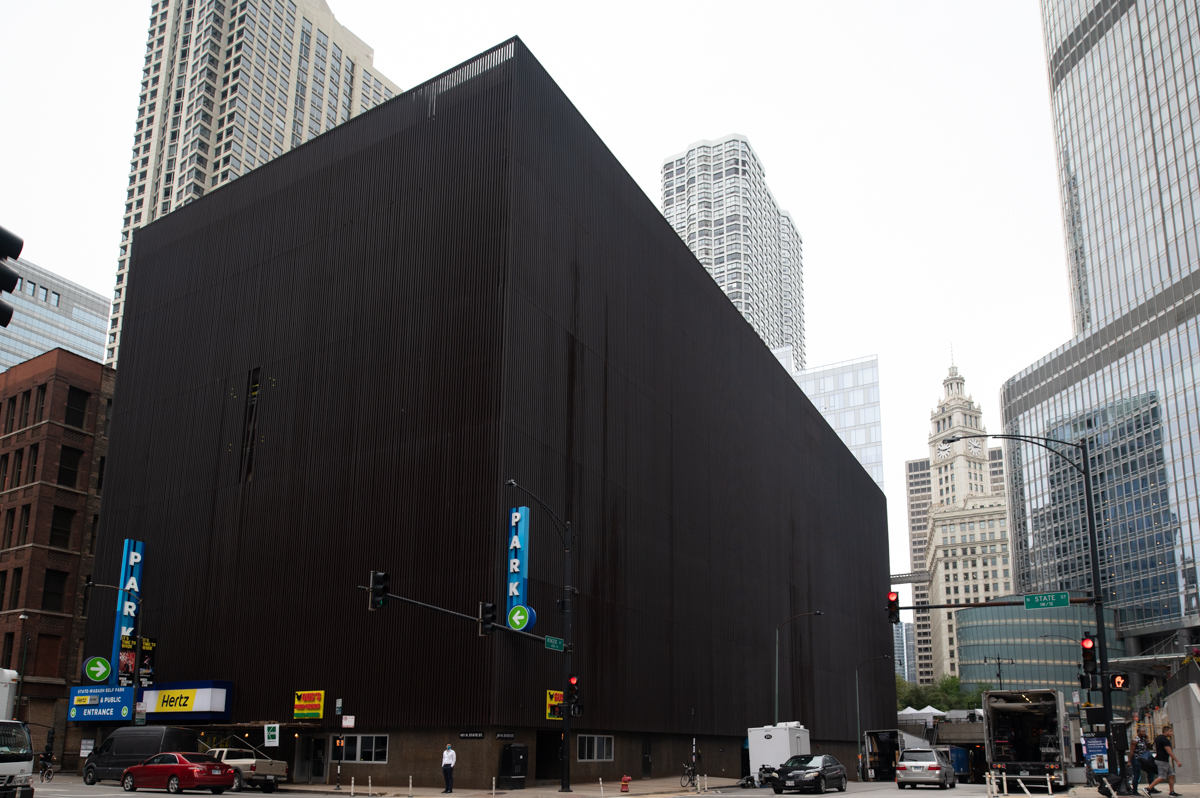 Chicago Ugly Buildings Tour Is An 'Educational Roast' Of Downtown's