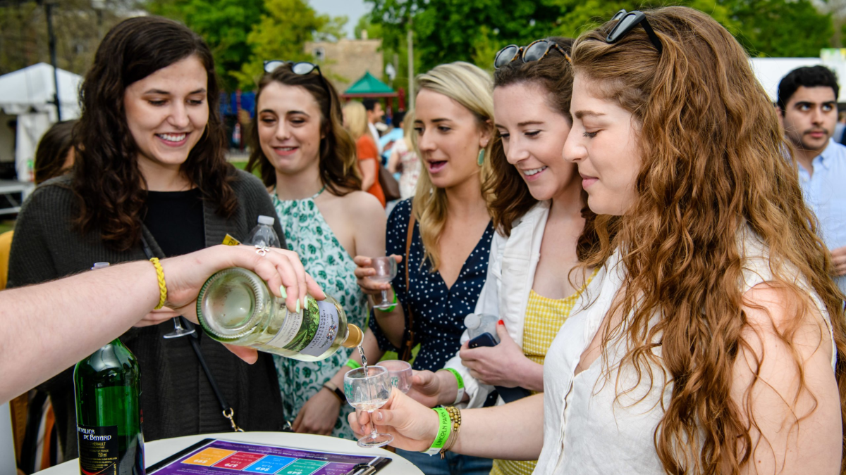 Lincoln Park Wine Fest Returns This Weekend With Live Music, Vendors And  Dozens Of Wine Varietals