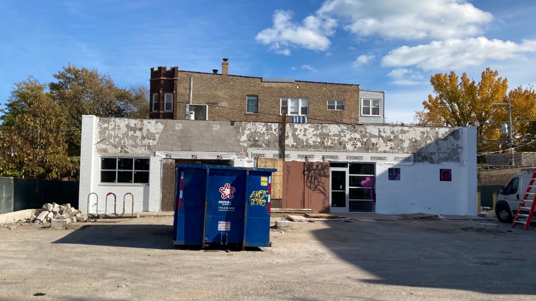 Pizza Lobo Bringing New YorkStyle Pies And Big, Retro Patio To