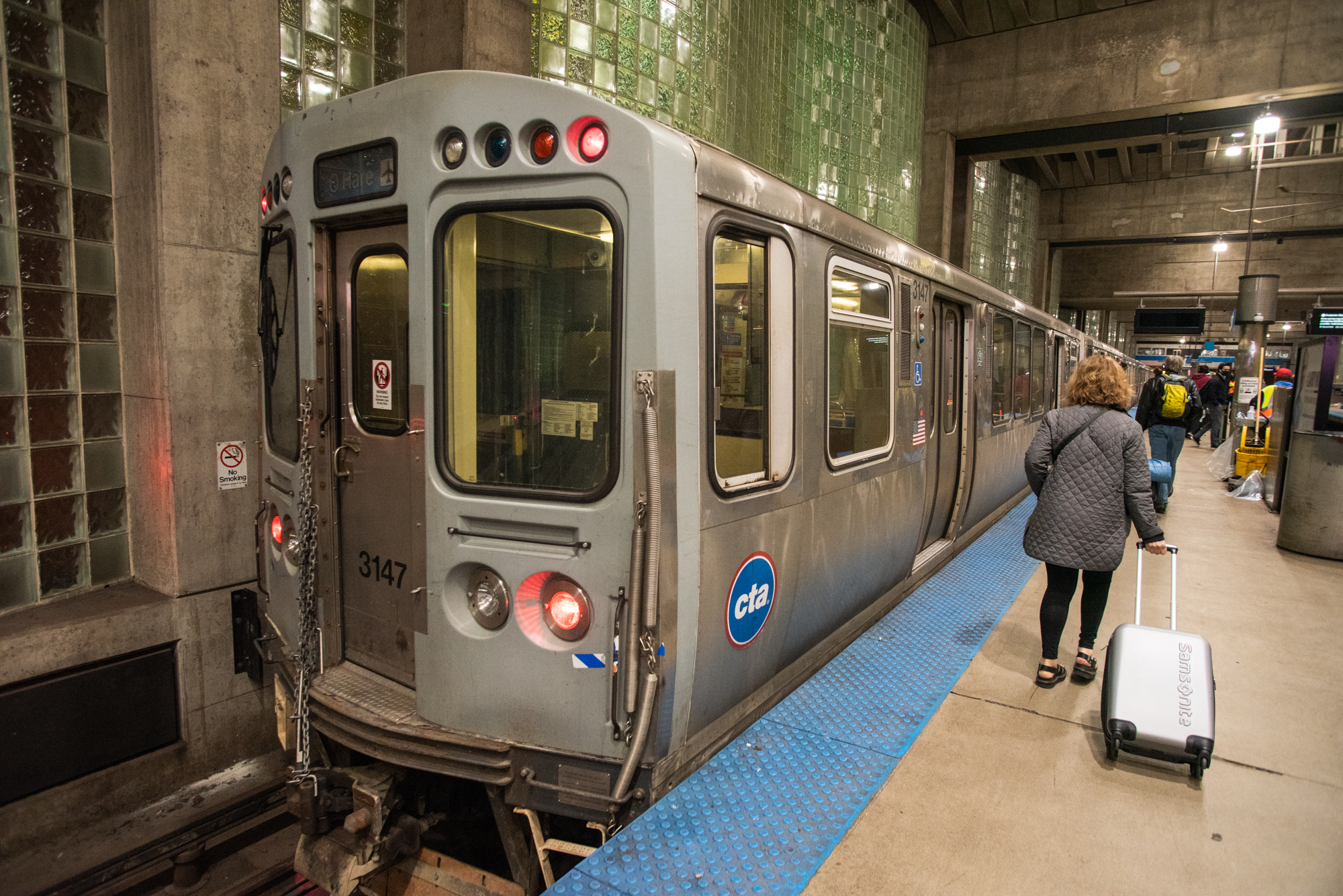 Does The Blue Line Go To O Hare
