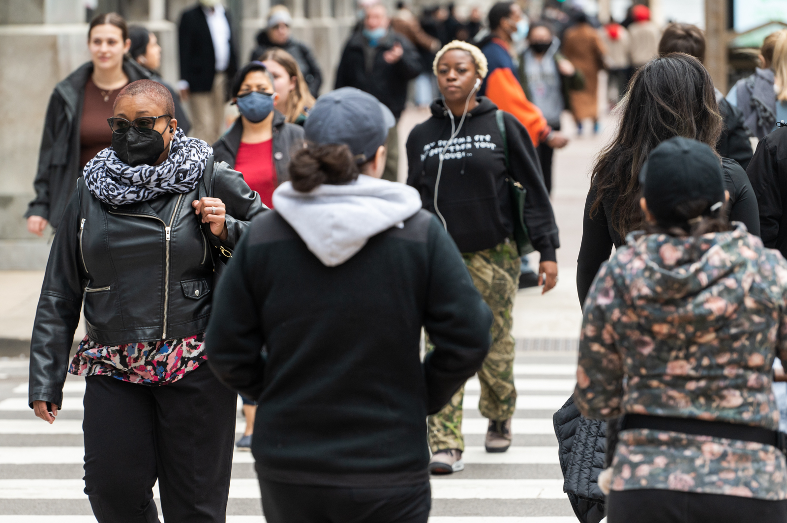Why Do Chicagoans Honk In Alleys? Some Say It's The Law — But Police Beg To Differ