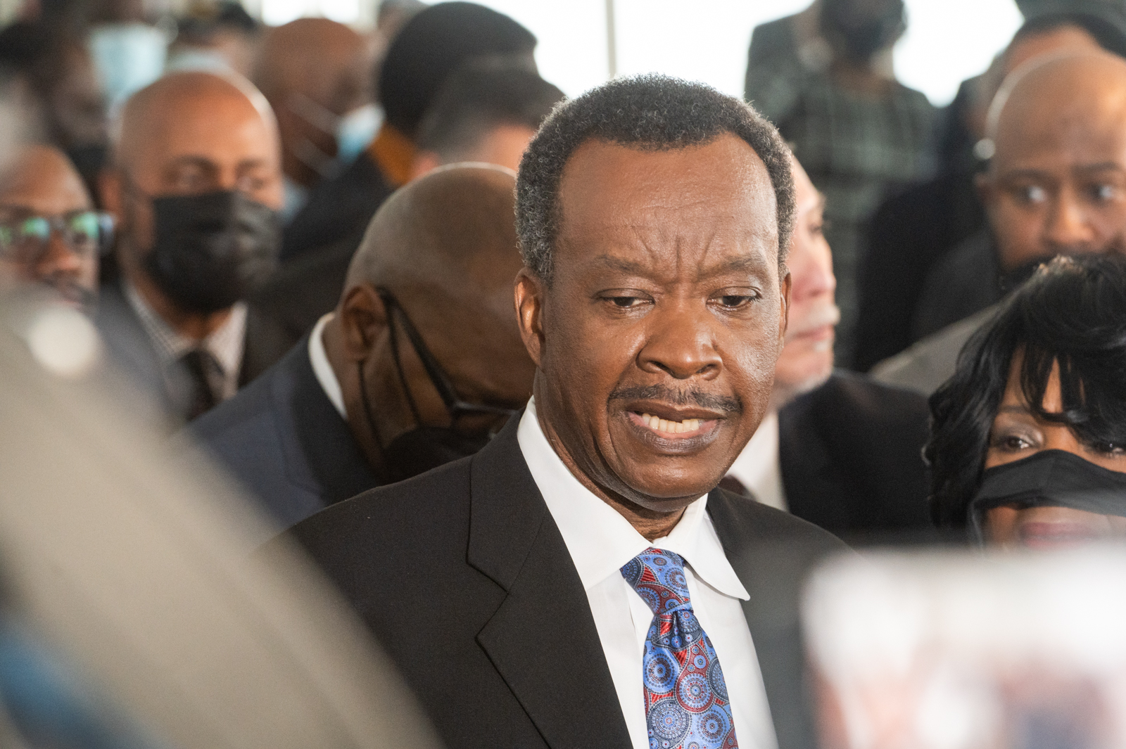 Willie Wilson announces 3rd gas giveaway - Chicago Sun-Times