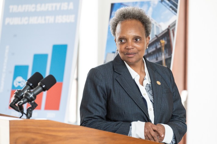 Committee reportedly to recommend Soldier Field dome study as Mayor Lori  Lightfoot tries to keep Bears in Chicago - ABC7 Chicago