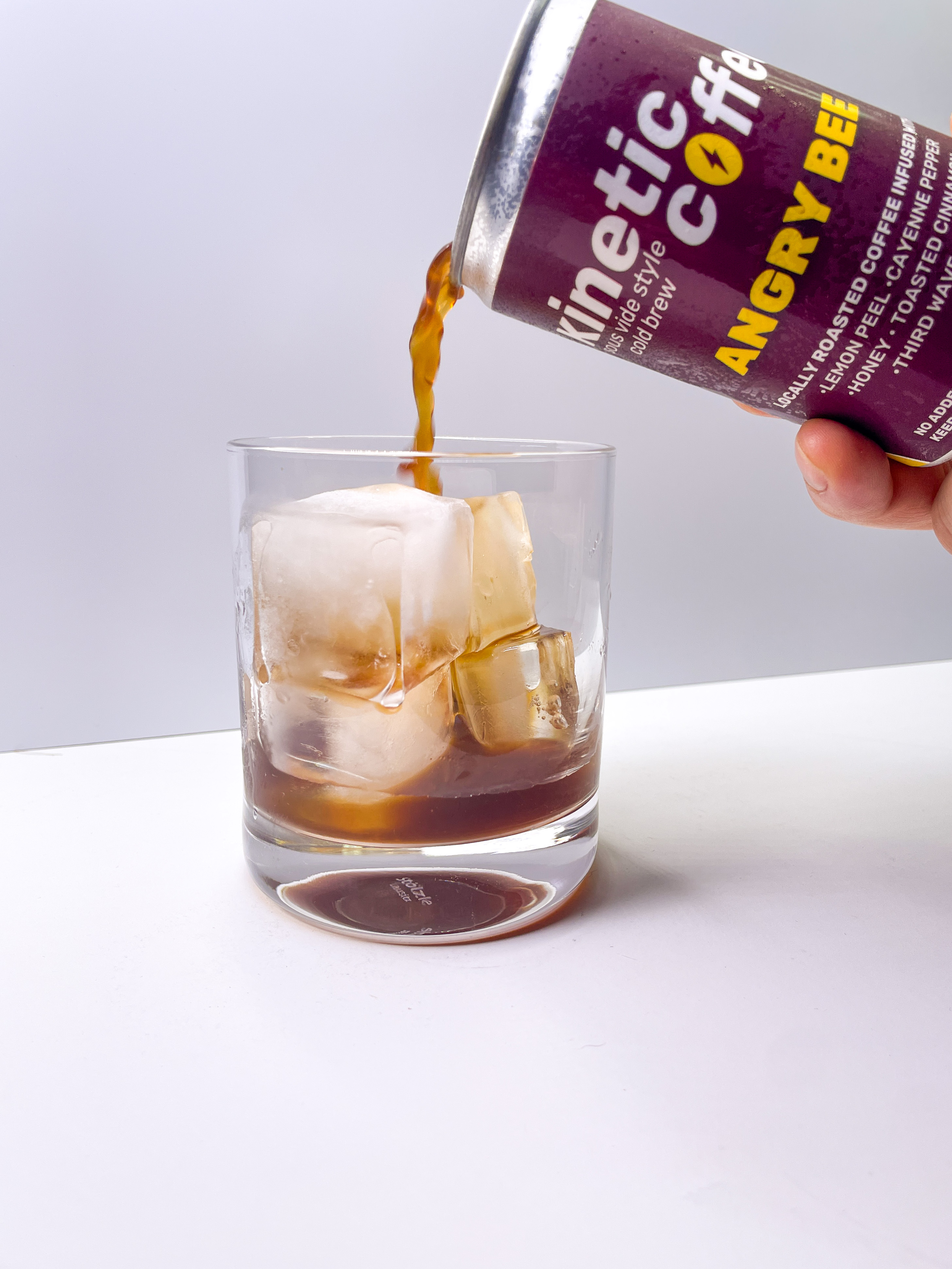 kyst sejr Ydmyge The Neighborhood Milkman, But For Coffee': Edgewater-Based Kinetic Coffee  Delivers Fresh Cold Brew To Your Doorstep