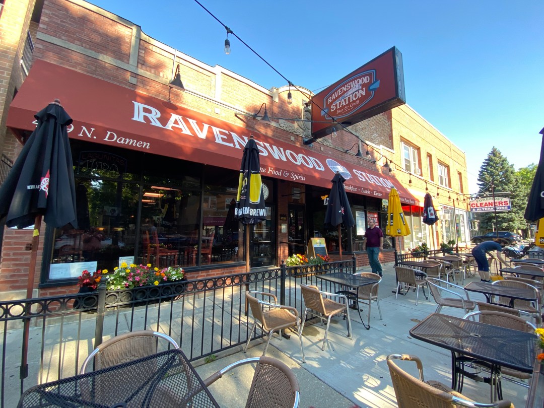 Ravenswood Station Closing As Owner Says Bar Couldn't