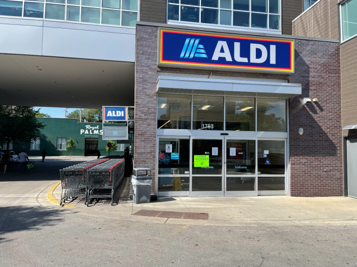 Wicker Park Aldi Reopens After Metropolis Inspectors Discover A whole lot Of Bugs, Sanitary Points In Grocery Retailer