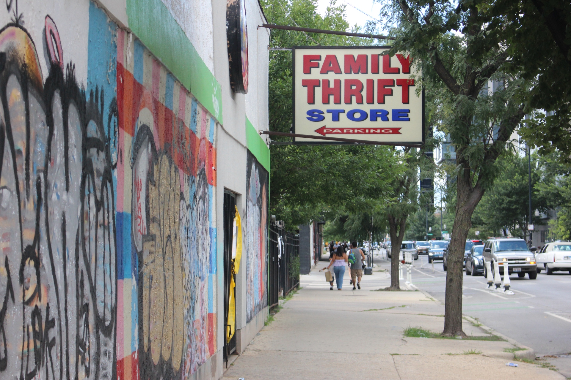 Dave Matthews Tour Bus Dumped 800 Pounds Of Poop On People Taking A