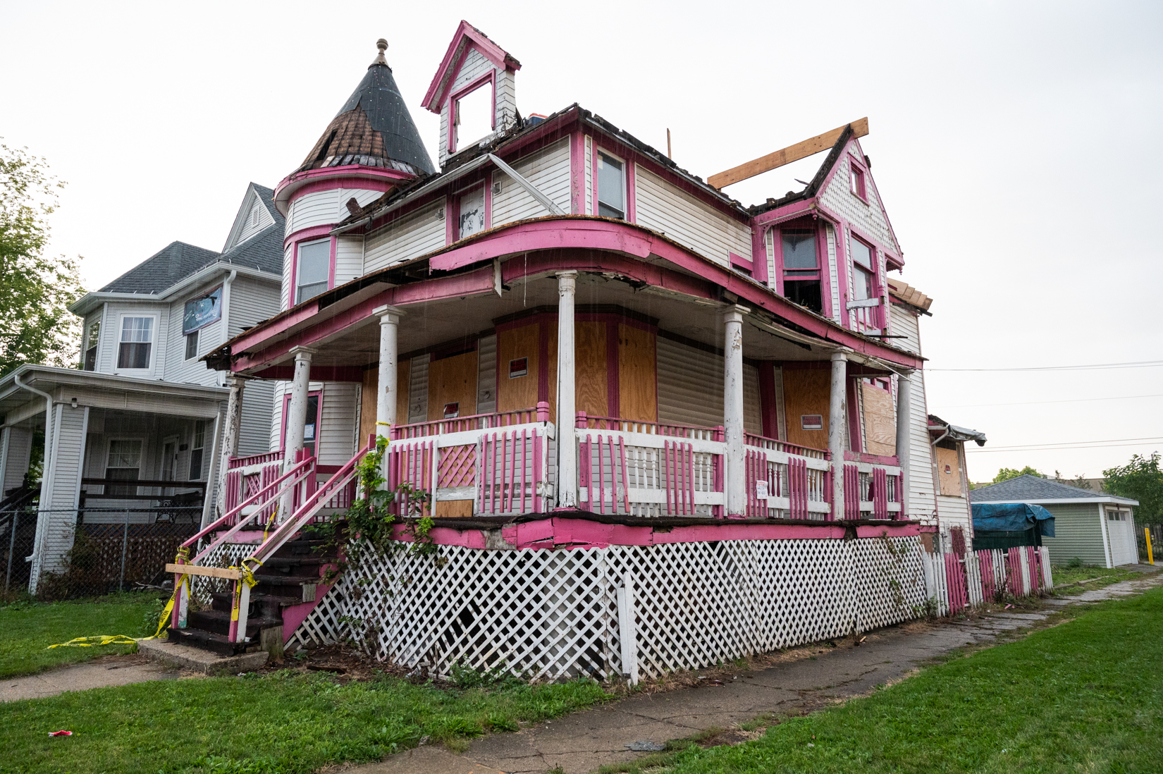 Austin's Iconic Pink House Isn't Being Demolished — But It Won't