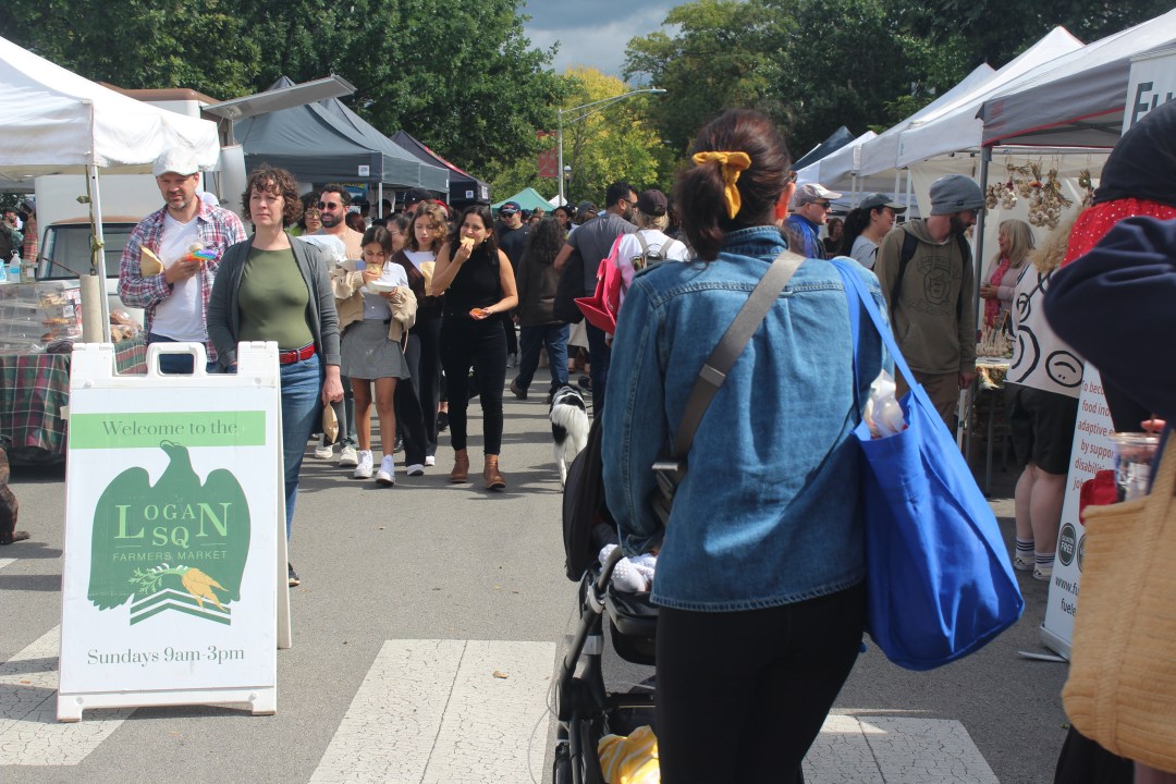 Der Logan Square Farmers Market wurde zum ersten Mal seit 16 Jahren abgesagt, was zu einem Ansturm von Verkäufern führte