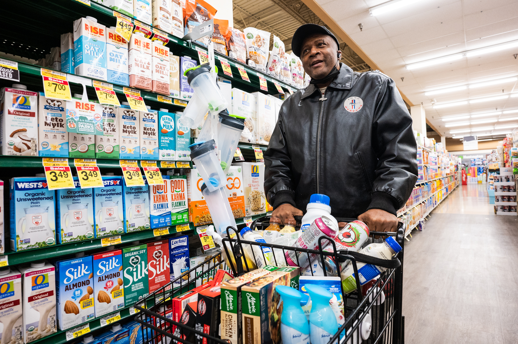 Englewood’s Whole Foods Is Closed. The Jewel-Mariano’s Merger Could ...