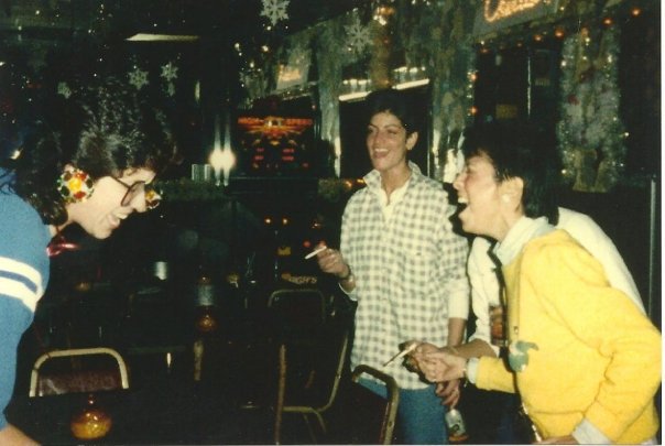 Chicago's Lesbian Bars Vanished For Years, But Sapphic Spaces Are ...