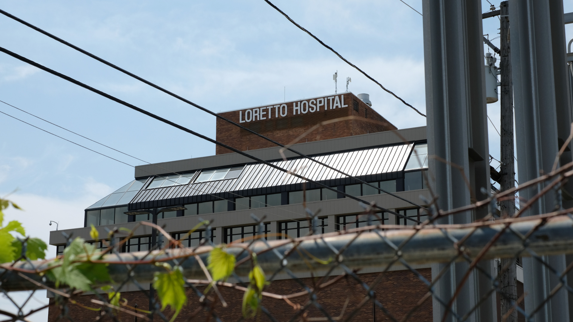 Loretto Hospital Workers Threaten Strike Over Wages, Conditions 'Do