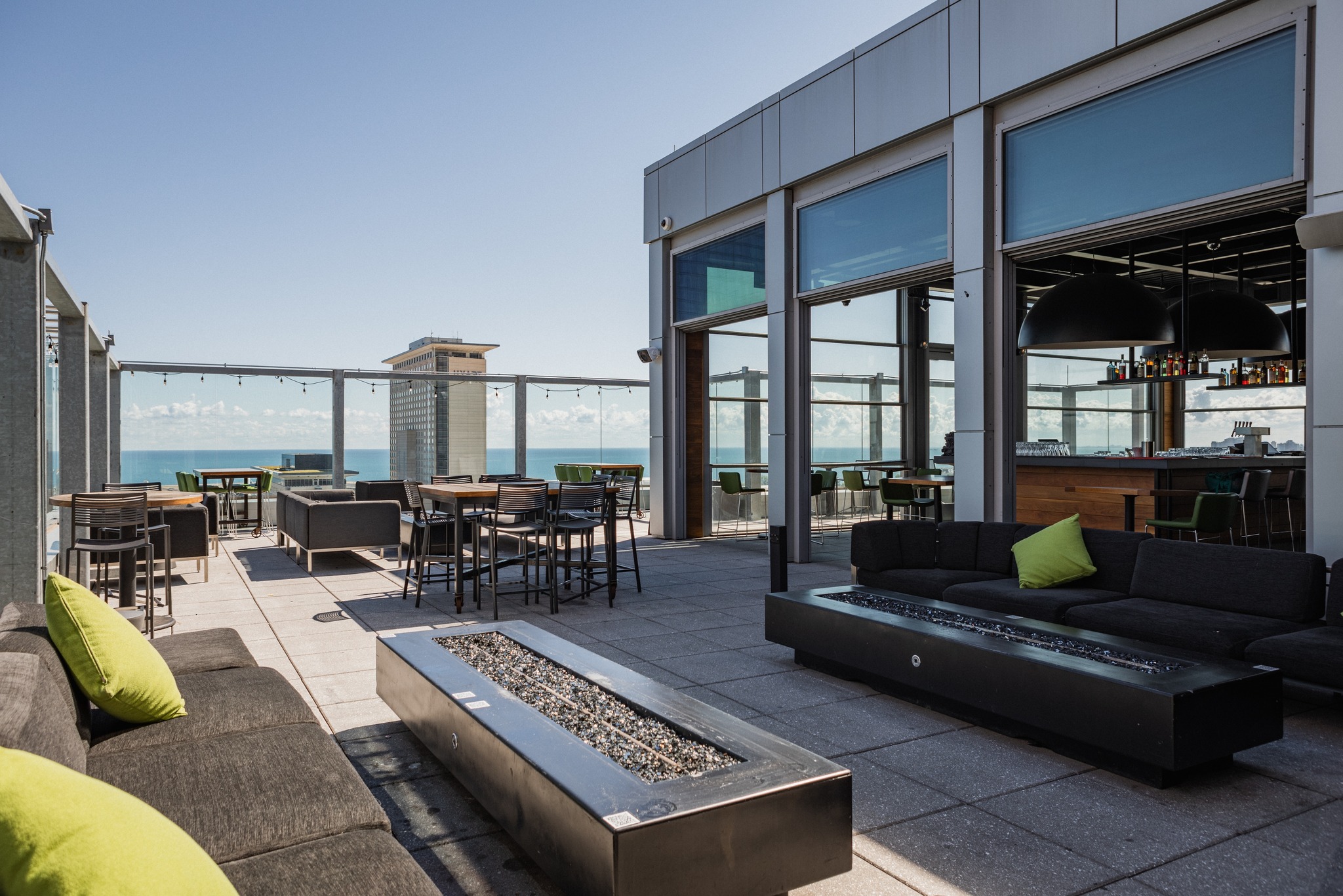 Chicago Rooftops Guide 36 OpenAir Bars, Lounges And Restaurants To