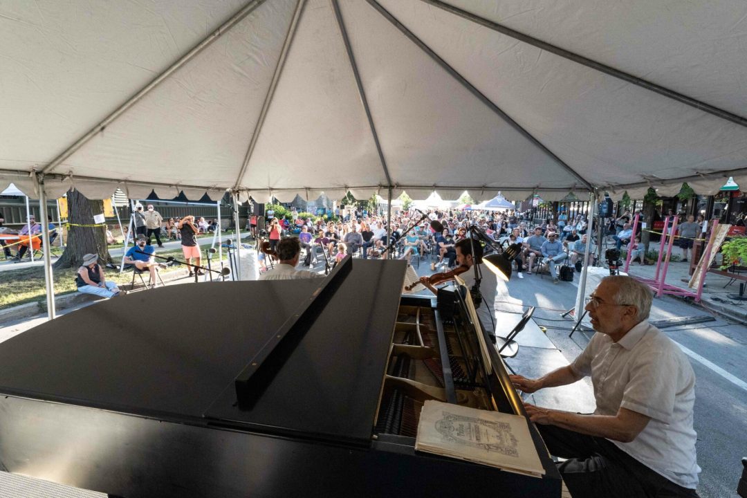 Thirsty Ears, Chicago’s Only Classical Music Avenue Fest, Returns To Ravenswood This Weekend