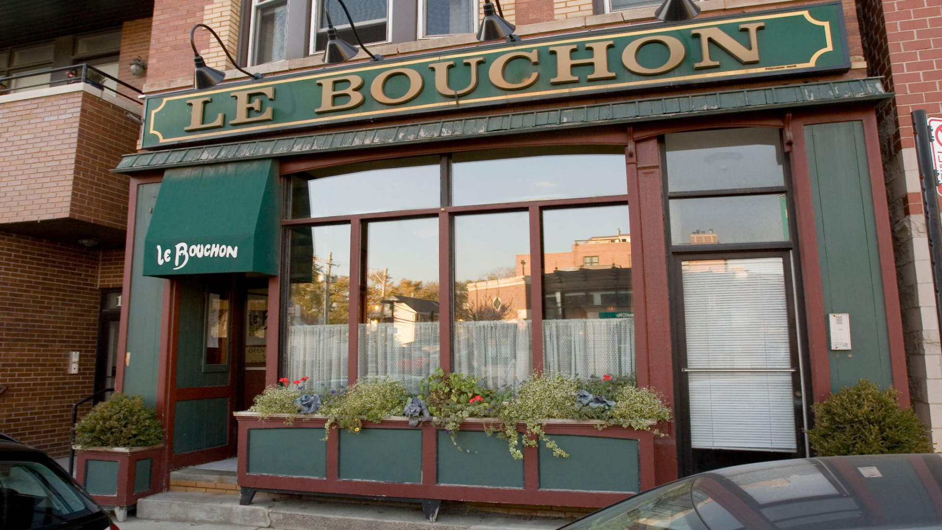 Le Bouchon French Restaurant will be closed indefinitely after a fire September 12th, 2023.